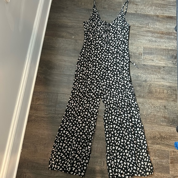 Top Shop Black Floral Jumpsuit - Picture 1 of 2